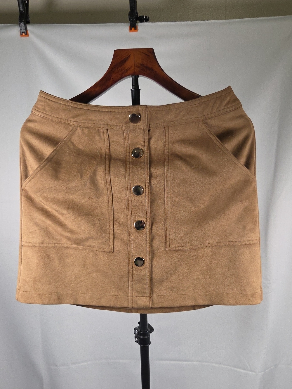 House of Harlow 1960 Tan Button-Front Mini Skirt Size Small
